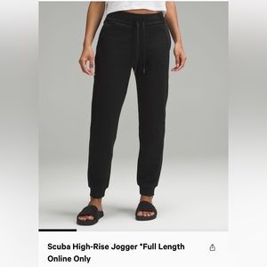 GUC Lululemon Scuba High Rise Jogger Size 12 Color Black